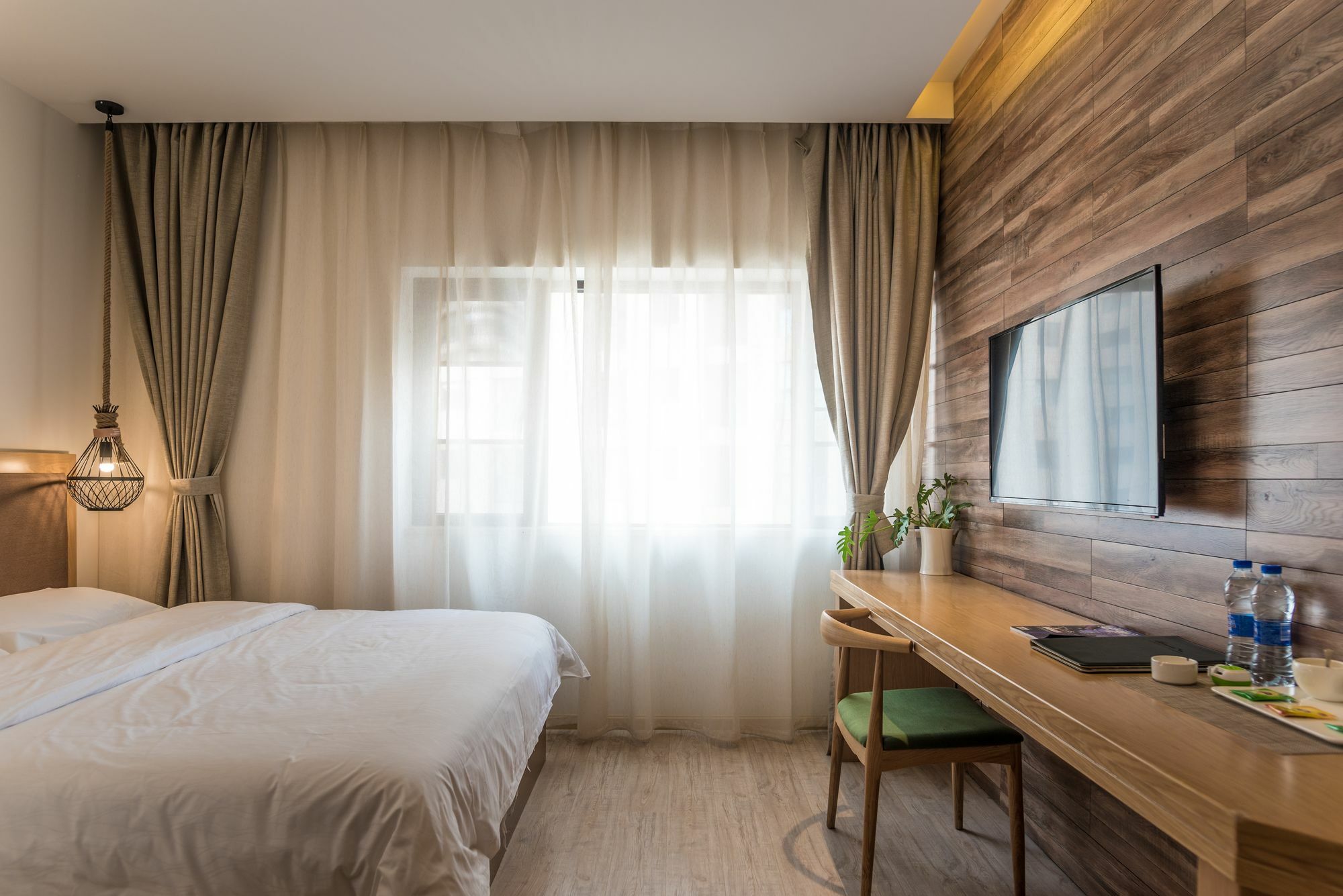Blossom Play&Design Hotel Куньмин Экстерьер фото
