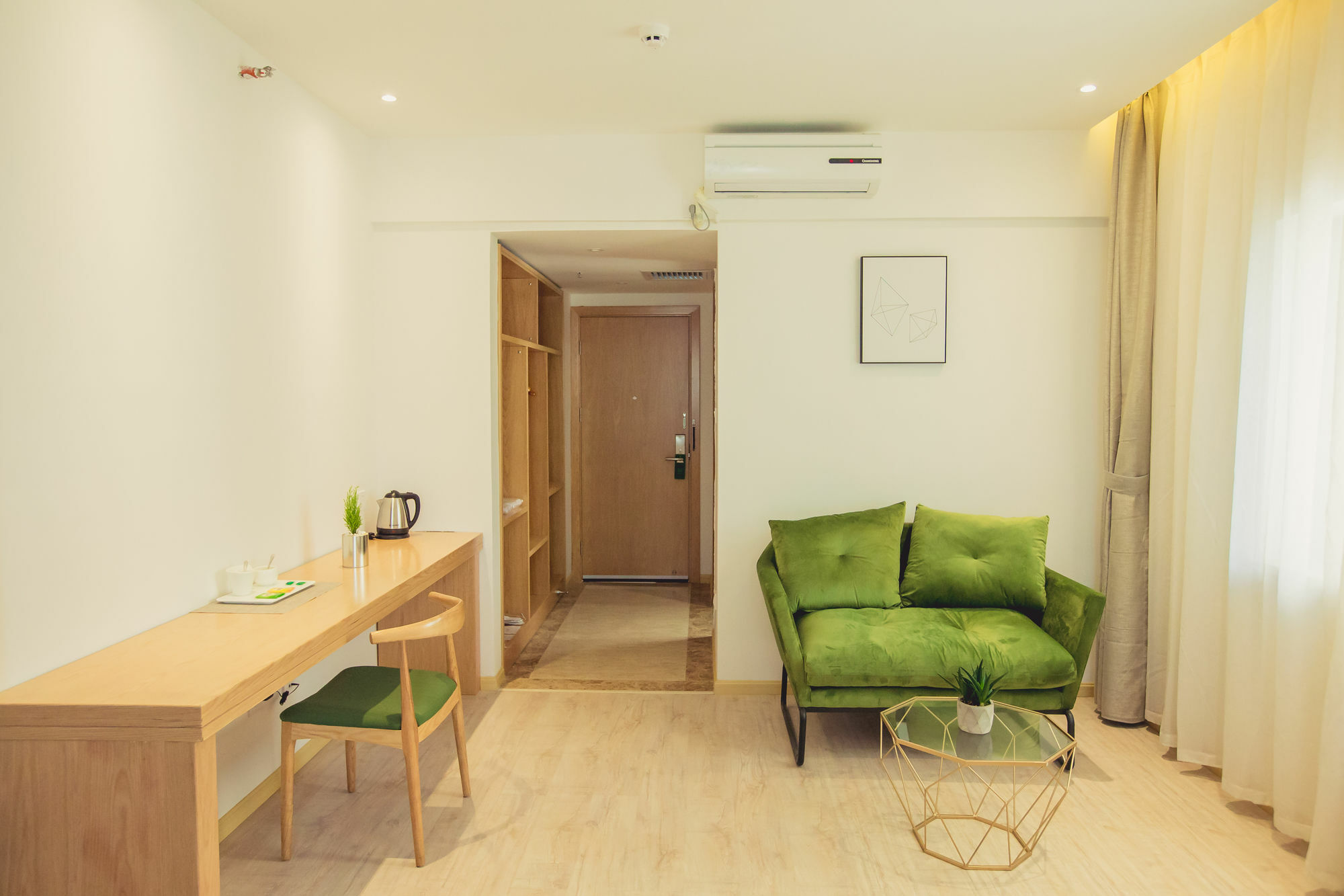 Blossom Play&Design Hotel Куньмин Экстерьер фото